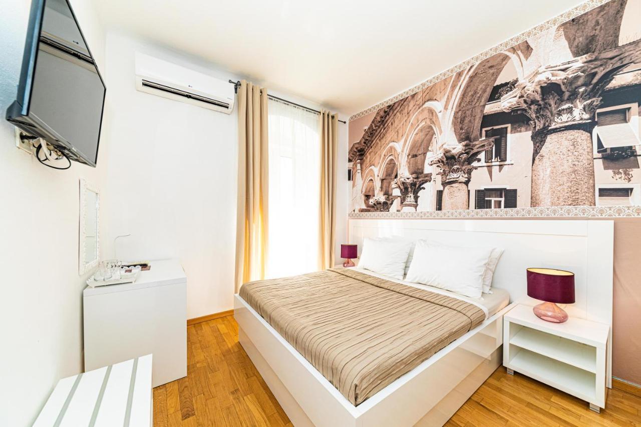 Riva City Rooms Split Exterior foto
