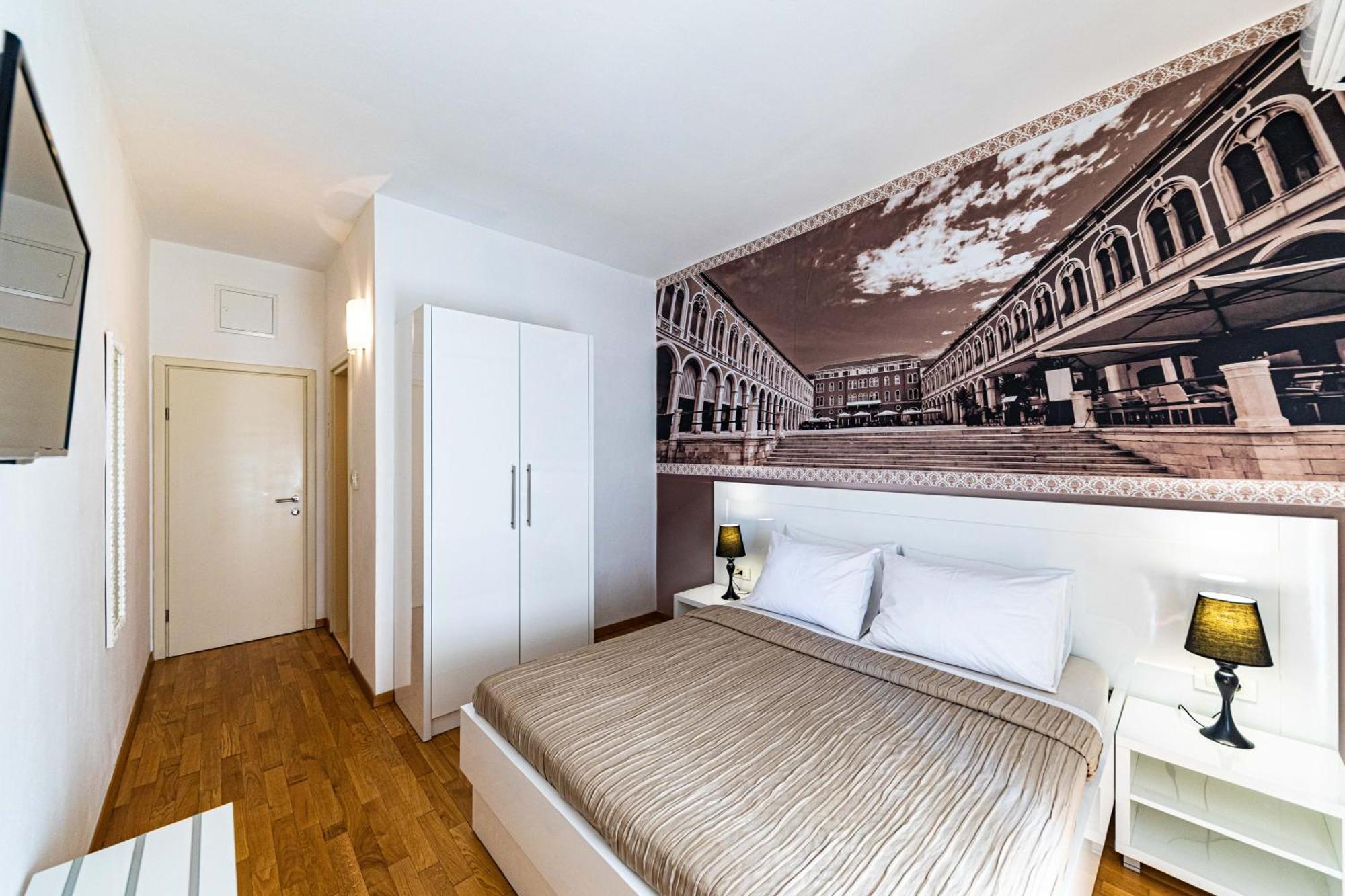Riva City Rooms Split Habitación foto